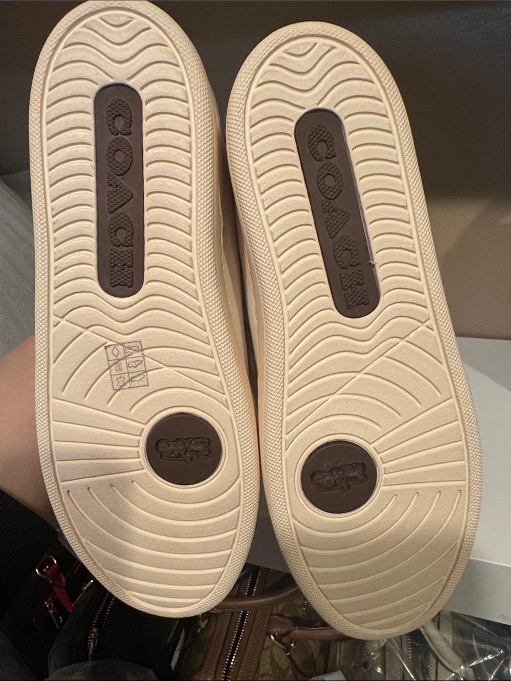 Coach Off-White Leather Low-Top Sneakers with Brown Heel - Picture 4 of 6